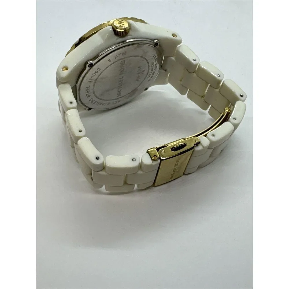 Michael Kors MM5249 Women's White Acrylic Analog Dial Quartz Wrist Watch JNA282